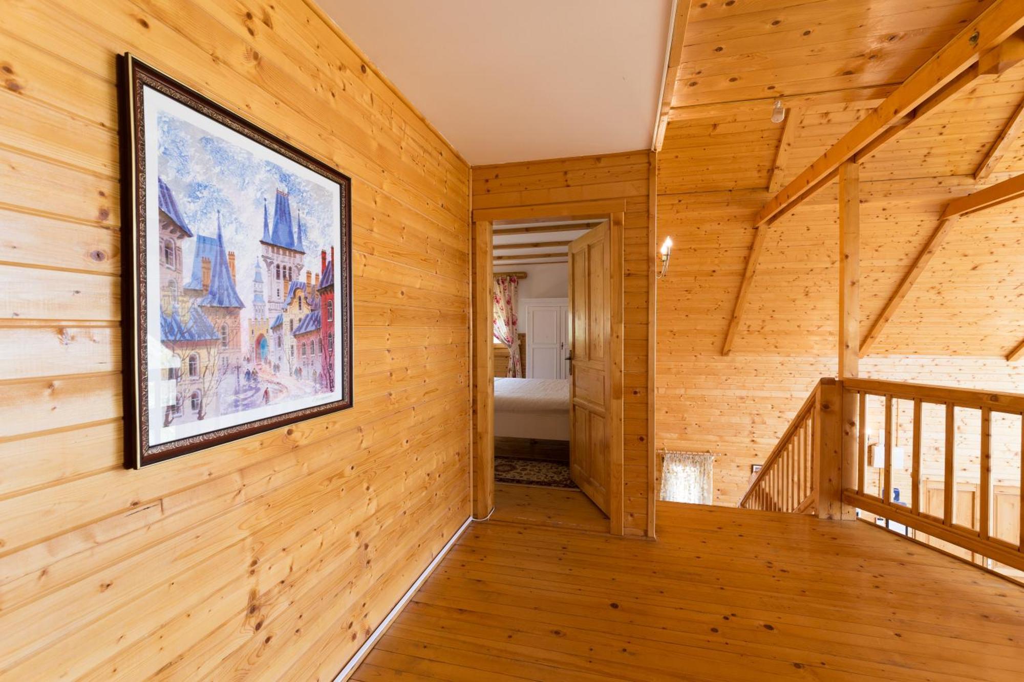 בראן Carpathian Log Home חדר תמונה